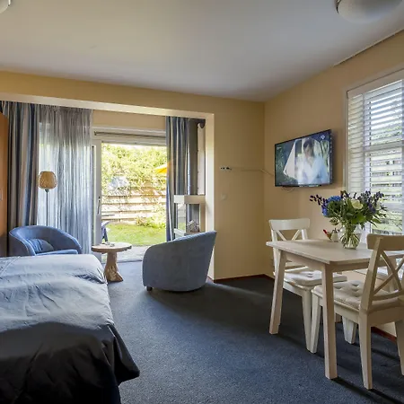 Appartementen De Strandloper Apartment