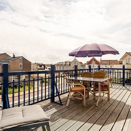 Apartment De Strandloper