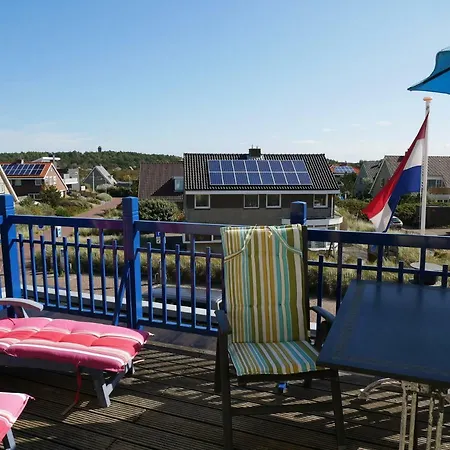Apartment De Strandloper