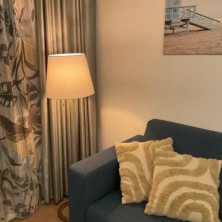 De Strandloper Apartamento *